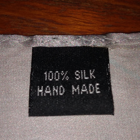 Long Scarf, 100% Silk, Hand Made Travel Theme, Africa, Brazil, France, A… - Picture 3 of 9